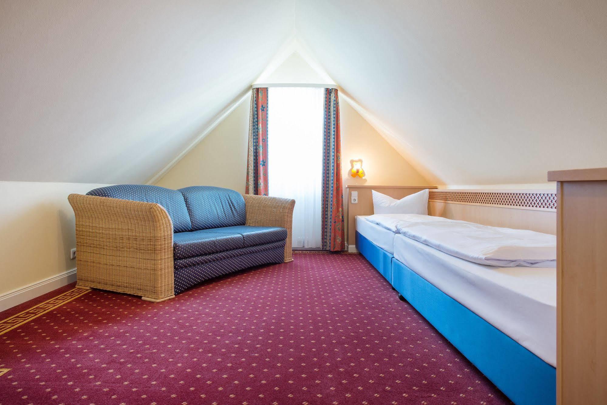 Aparthotel Kuehlungsborn, Villa Am Konzertgarten Buitenkant foto