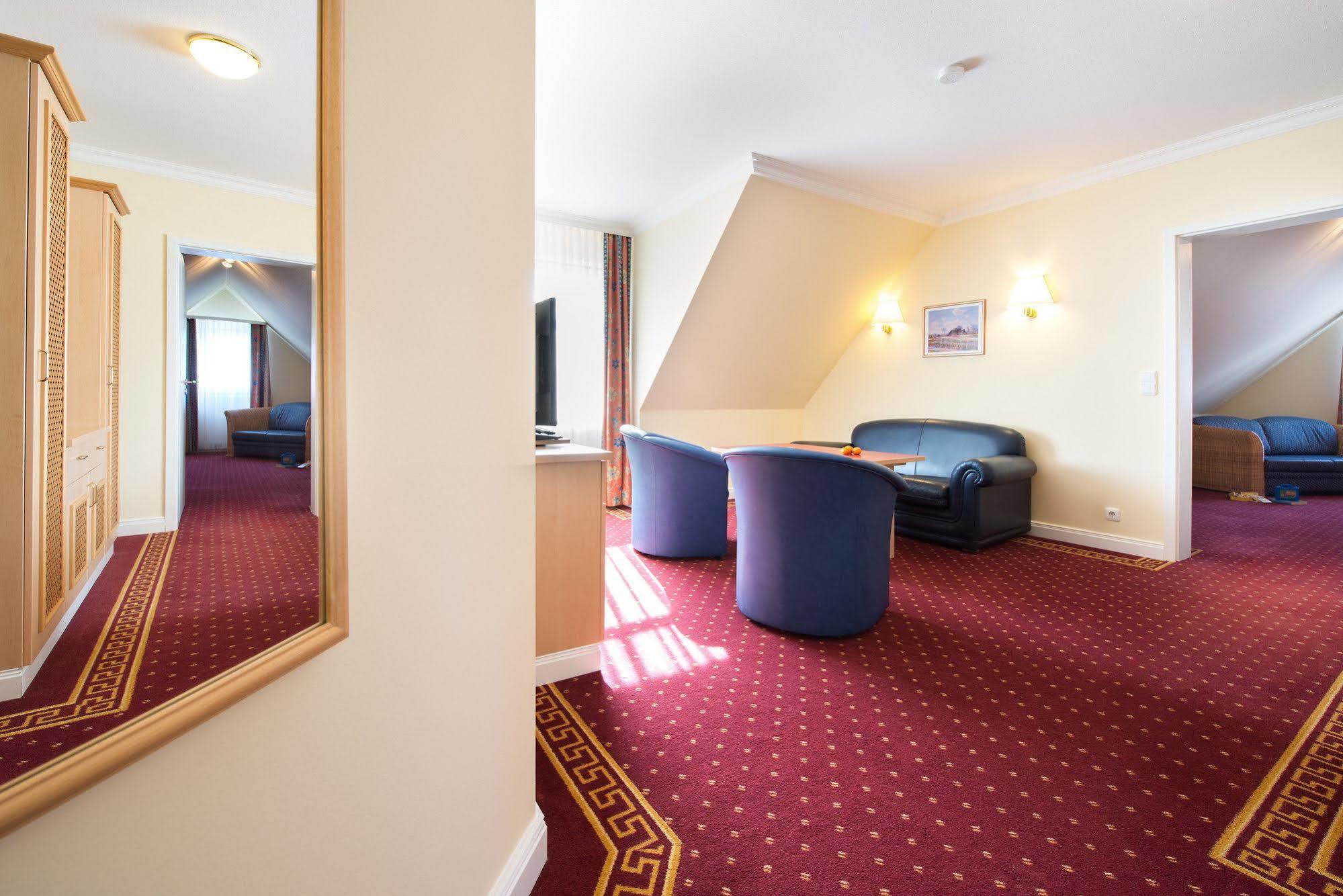 Aparthotel Kuehlungsborn, Villa Am Konzertgarten Buitenkant foto
