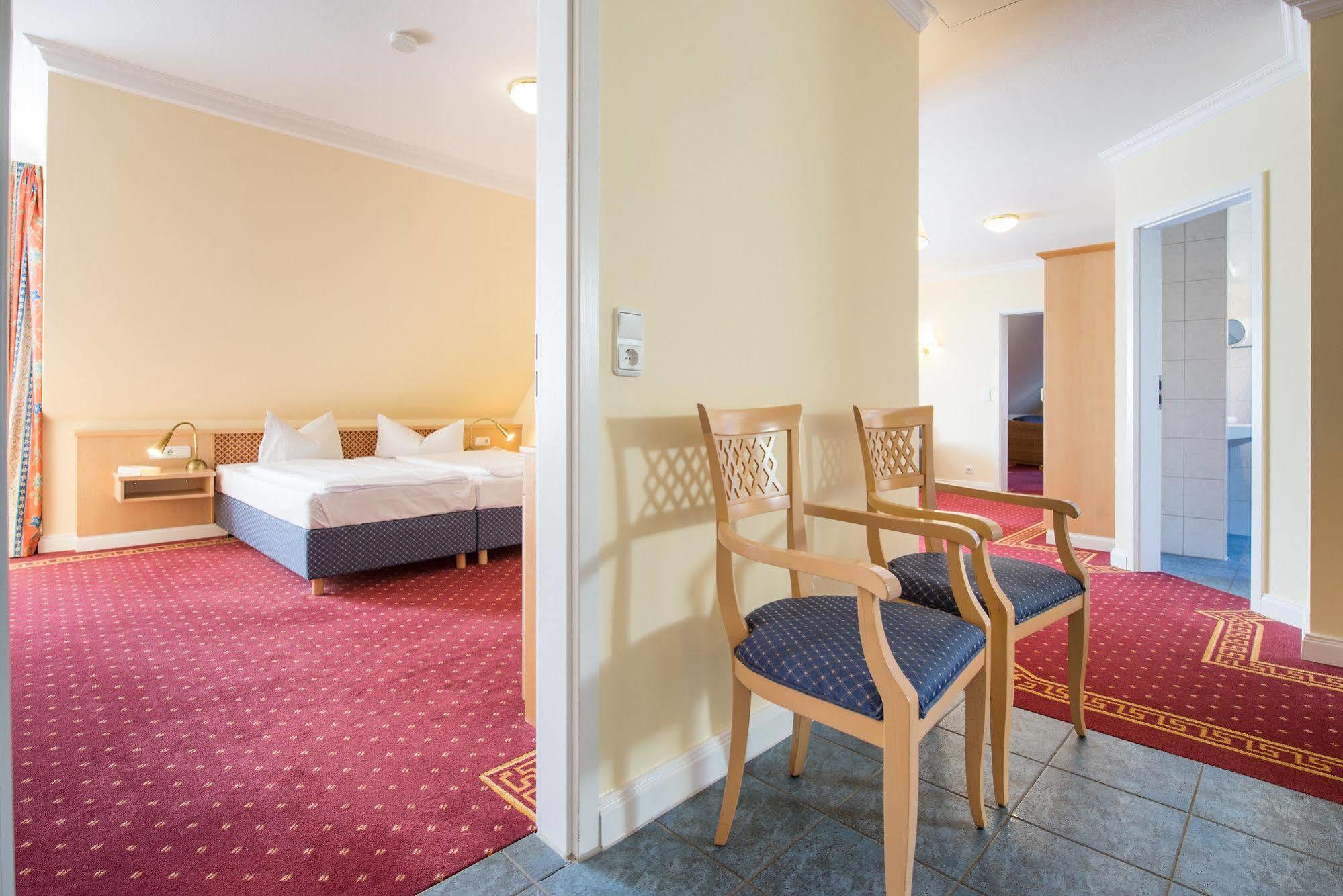 Aparthotel Kuehlungsborn, Villa Am Konzertgarten Buitenkant foto